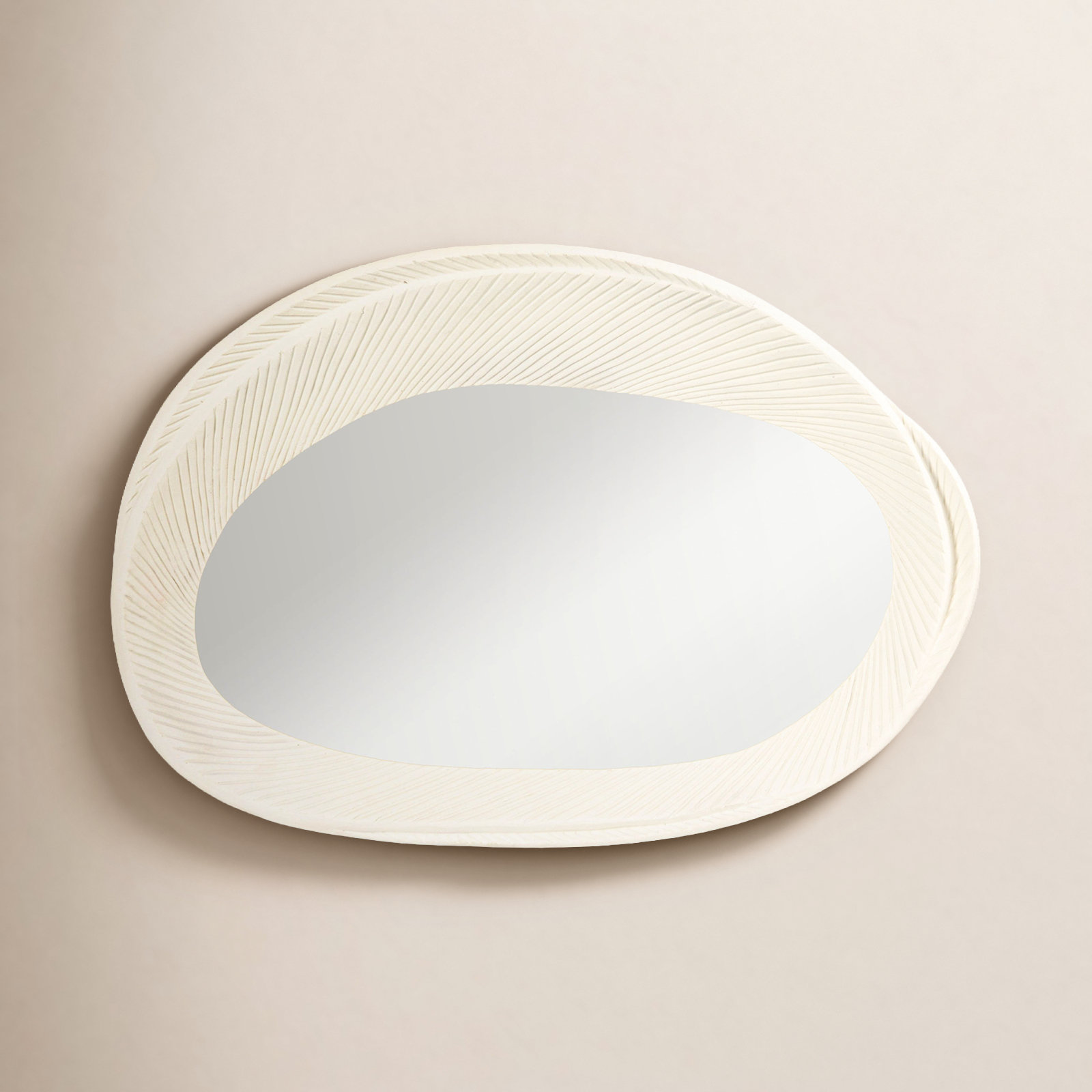 18" Resin Accent Mirror