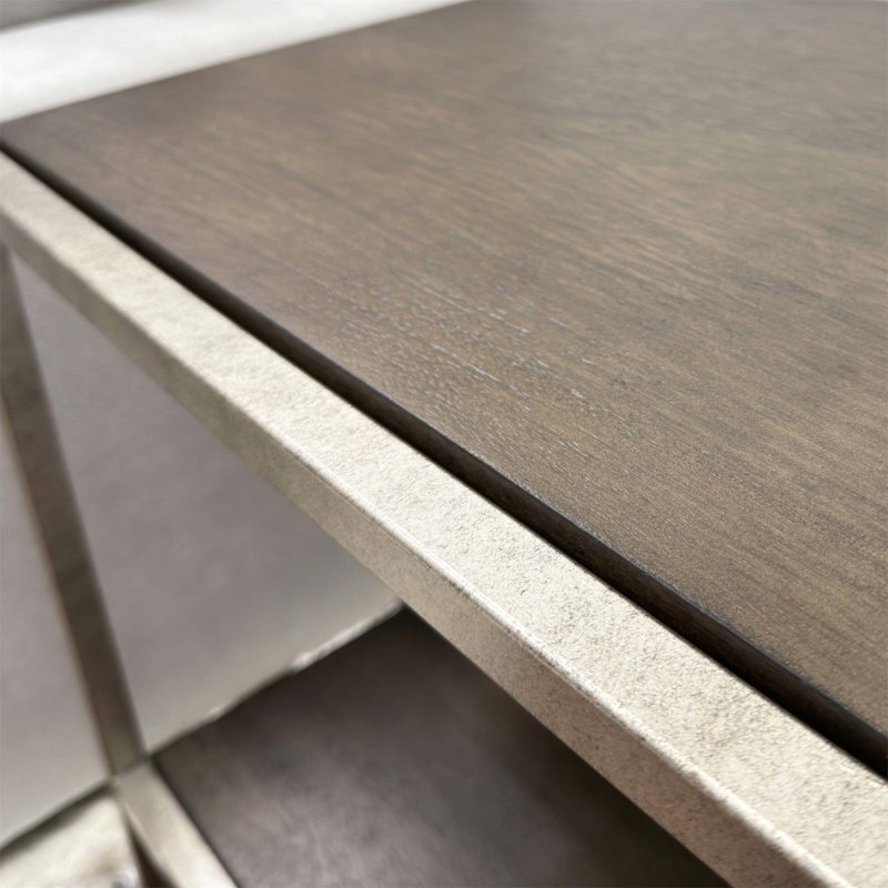 Ensemble de table basse et de table de chevet en bois 3 pièces Padena, durable et élégant pour un décor moderne.
