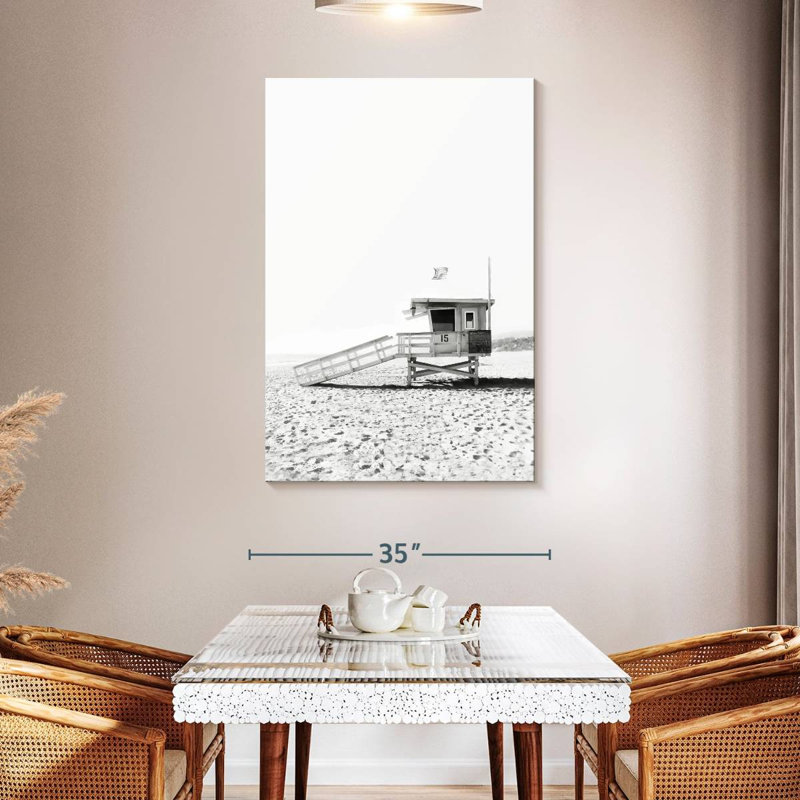 Cabane de sauveteur en noir et blanc, H 48 po x l 32 po