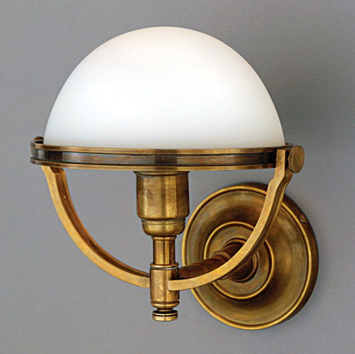 Stratford 1 - Light Armed Sconce, Aged Brass