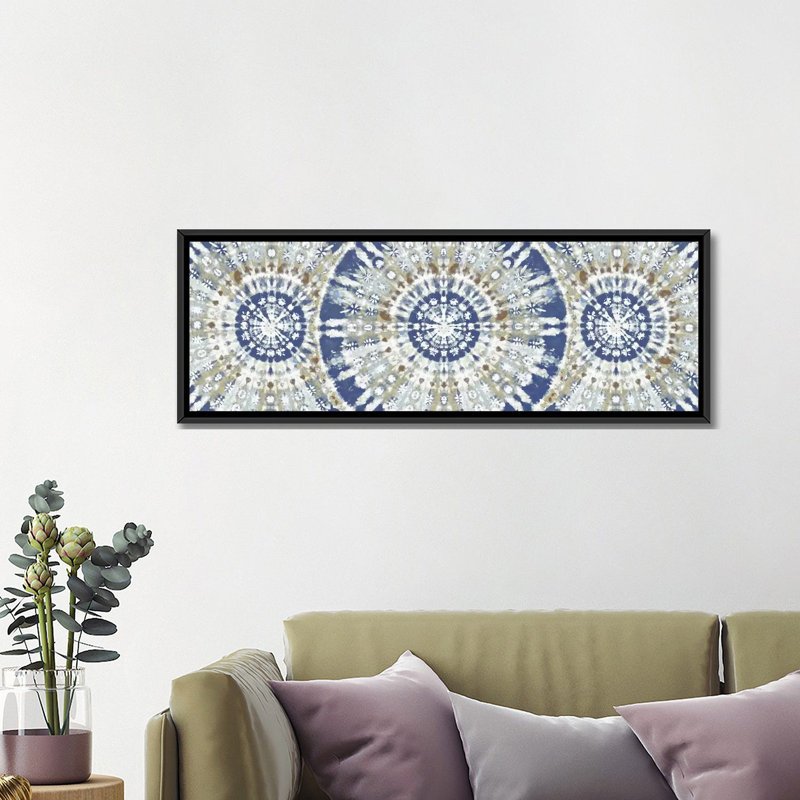 «In Balance I», impression sur toile, H 16 po x l 48 po x P 1,5 po, Argent; blanc; vert marais; olivine; bleu maussade
