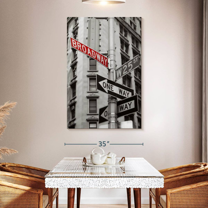 Mehar NY Broadway Sign Pop, H 51 po x l 34 po