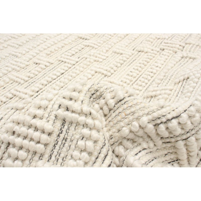 Tapis crème Mulvey 5 pi 1 po x 8 pi 5 po