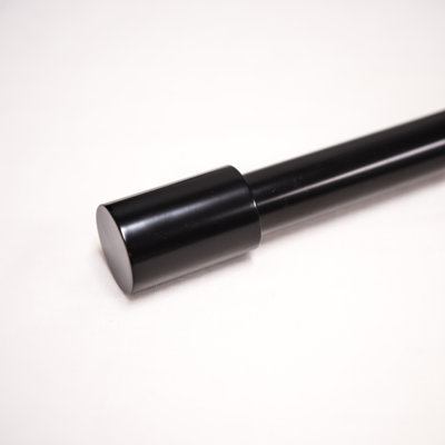 Salut Adjustable Single Curtain Rod