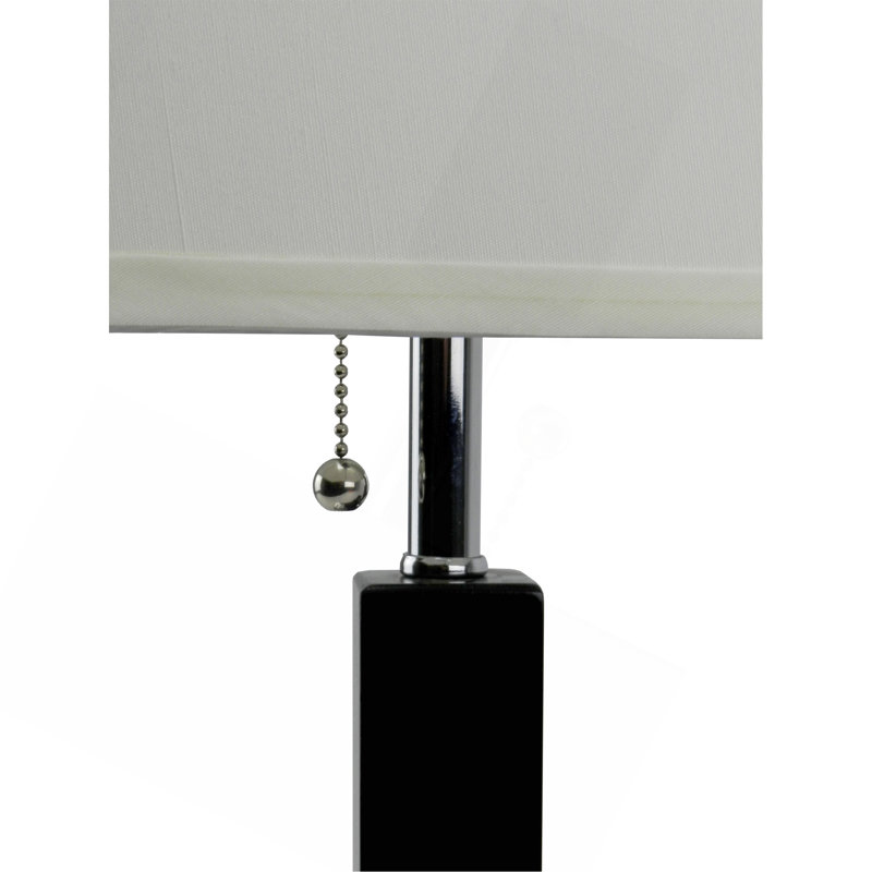LAMPE DE TABLE EN BOIS CARRÉE DE 26 po H (1 PC / RTC) (0,92 / 5,55)