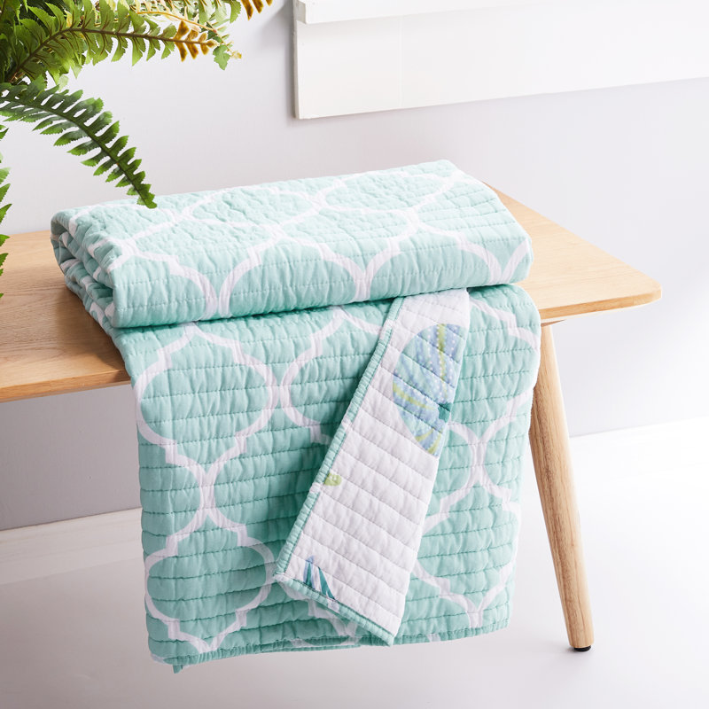 Del Rey Quilted Throw