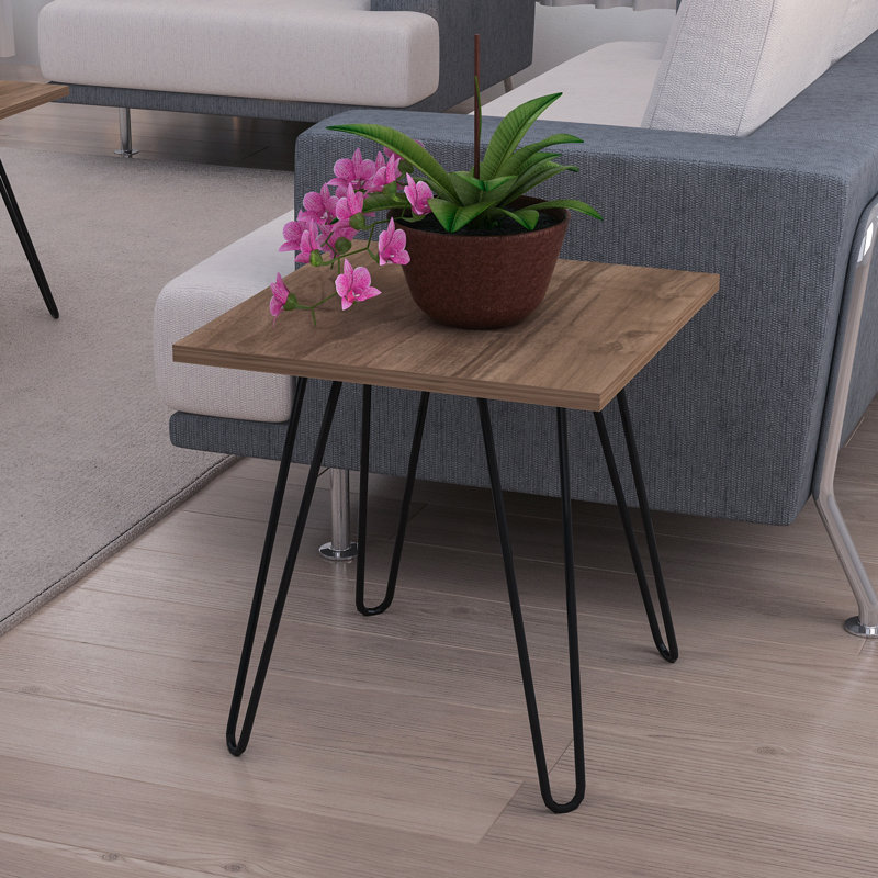 Chaunce End Table, Brown