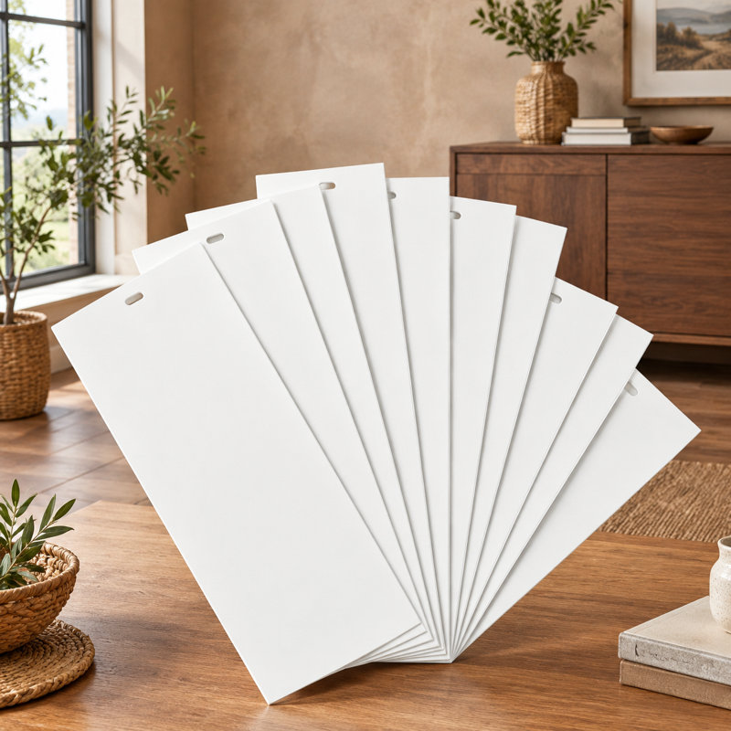 Lot de 10 lattes de rechange en PVC blanc pour stores verticaux, chacune mesurant 82,5 pouces de long et 3,5 pouces de largeur ; ignifugées et découpables pour portes coulissantes en verre, portes-fenêtres, fenêtres de bureau à domicile ou stores verticaux.
