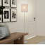 Lampe sur pied en métal argenté peint, 157 cm de hauteur, 100 W, douille E26, abat-jour cylindrique blanc cassé-2143861467