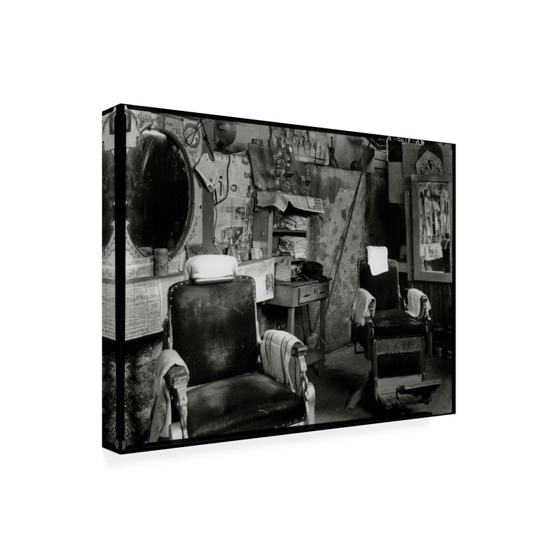 Barber Shop par Print Collection, H 14 po x l 19 po x P 2 po