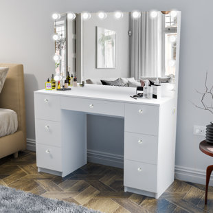 Dressing Chest With Mirror