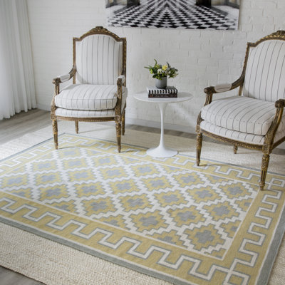 Mattawa Wool Oriental Indoor Rug