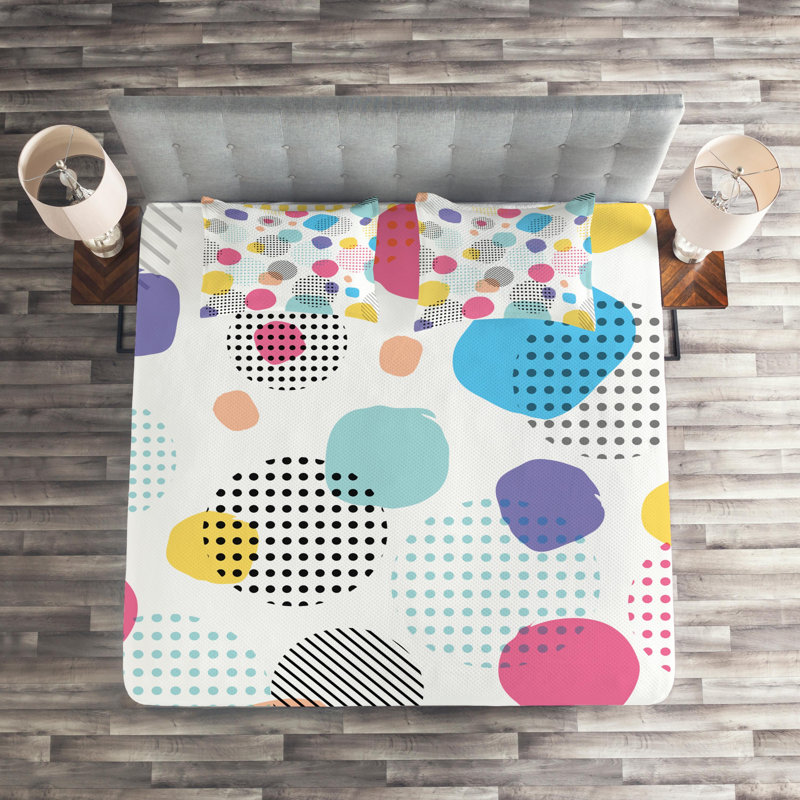 Polyester Geometric Shapes Coverlet