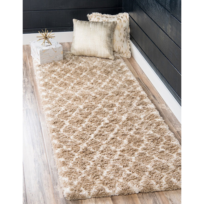 Walsenburg Oriental Indoor Rug, Runner 2'7" x 6'