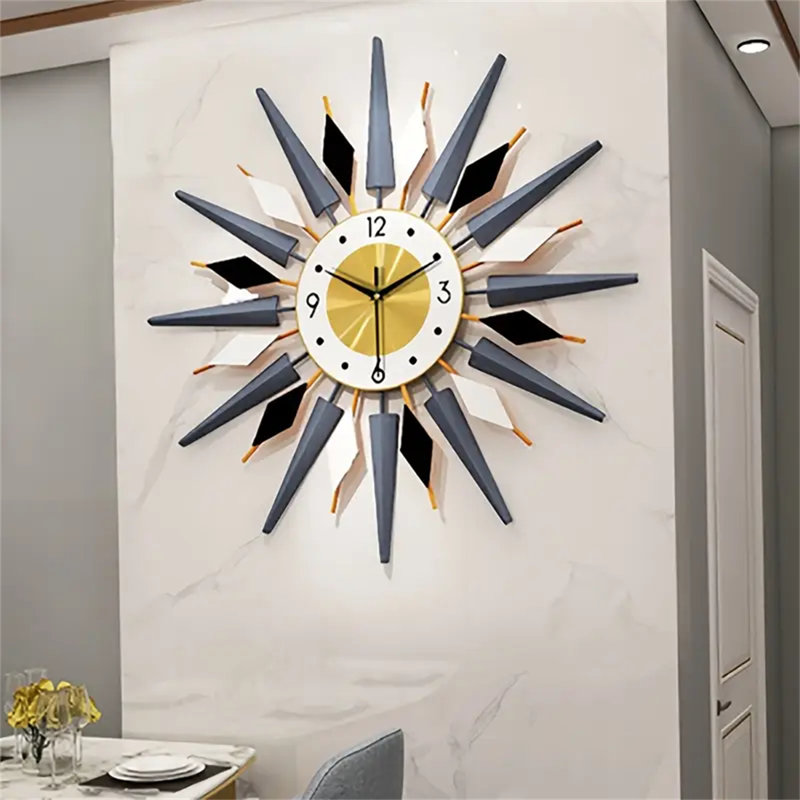 Grande horloge murale en métal Karns, 24 po x 24 po