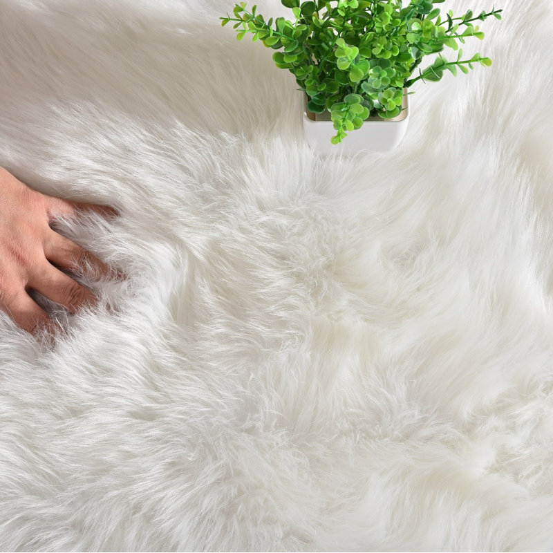 Shag Fluffy Faux Sheepskin Area Rug in White, Rectangle 9' x 12'