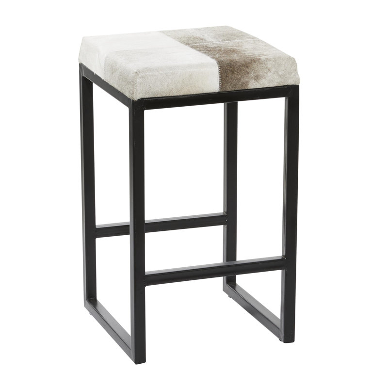 Tabouret de comptoir en cuir de vache beige Ursae avec base en métal noir