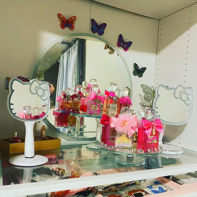 Hello Kitty LED Handheld Mirror, Makeup Vanity Mirror with Standing Base and Adjustable Brightness