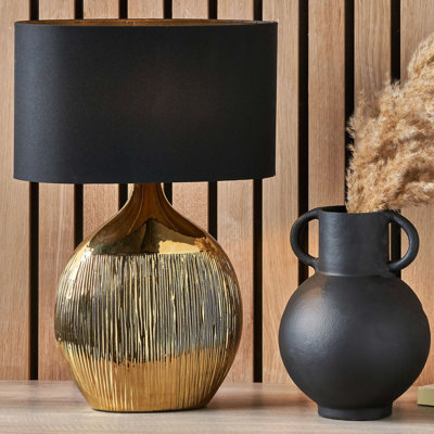 Ghonge Ceramic Table Lamp