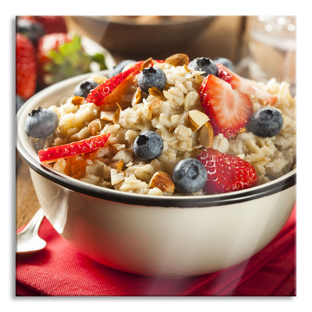 Glasbild Gesundes Müsli mit Beeren