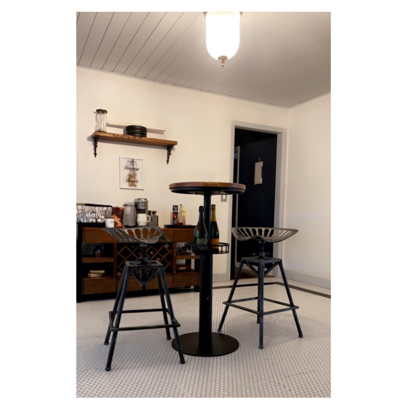 Ensemble de bar pour terrasse avec patio et balcon, ensemble bistro 3 pièces à hauteur de bar et tabourets de bar, table debout ronde de 40,3 po de hauteur avec 2 tabourets réglables en métal pour siège de tracteur, peu encombrant