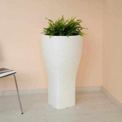 Lindner Pot Planter