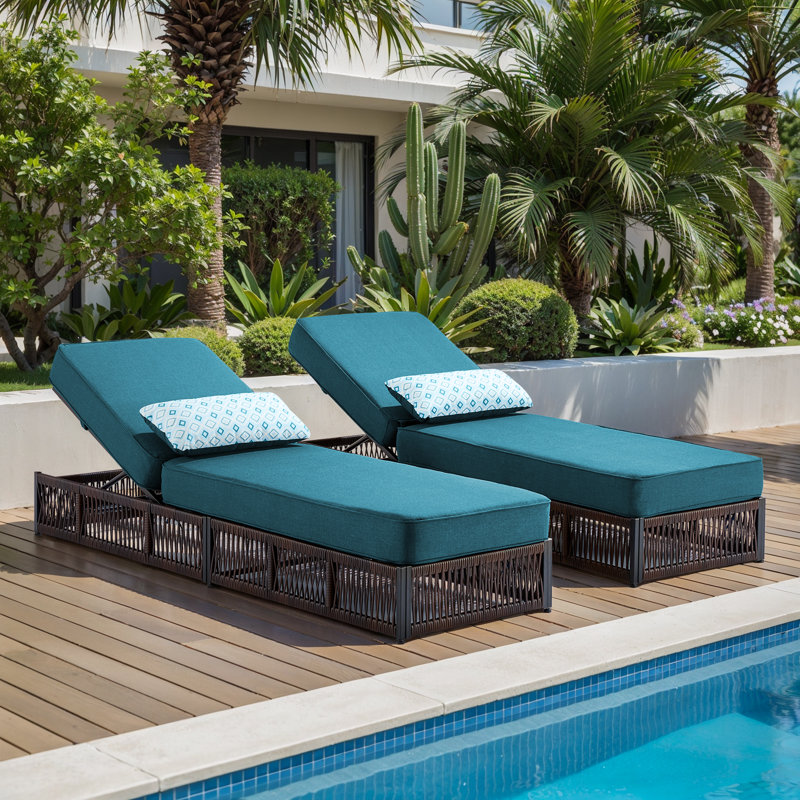 Chaise longue d'extérieur réglable en osier avec coussin Clybourn (ensemble de 2), Bleu paon