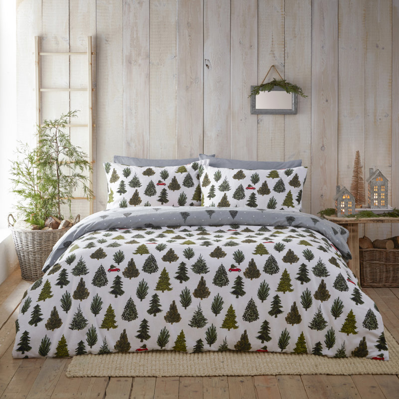 Pine Green, 230cm W x 220cm L