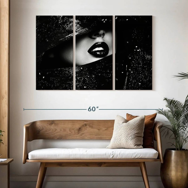 Shuttleworth Chic Black Lips, 32" H x 50" W