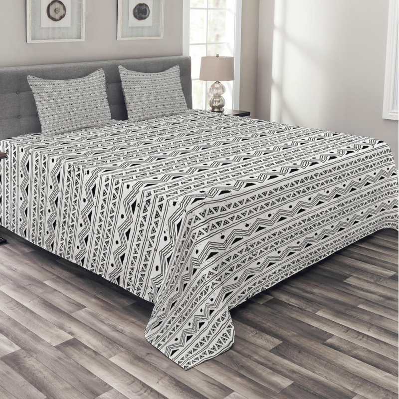 King White and Black Microfiber Quilted Bedspread Set