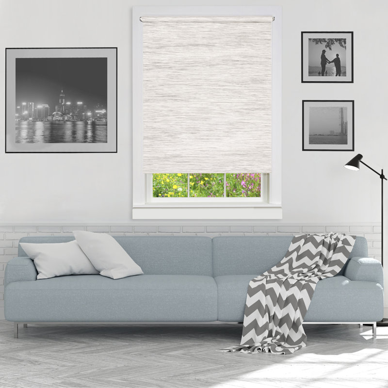 Store enroulé semi-transparent, L 44 po x L 72 po, Gris argenté