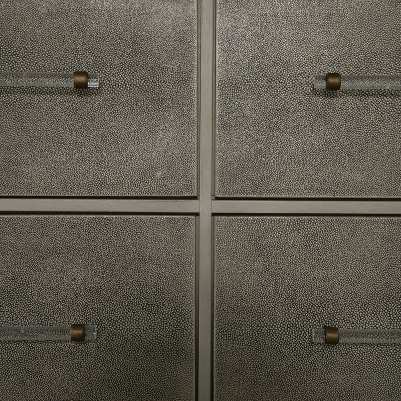 Alford Chest