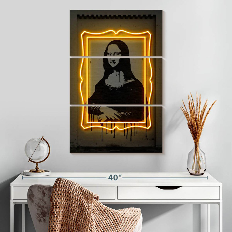 Leisha Mona Lisa Illuminated, 32" H x 20" W
