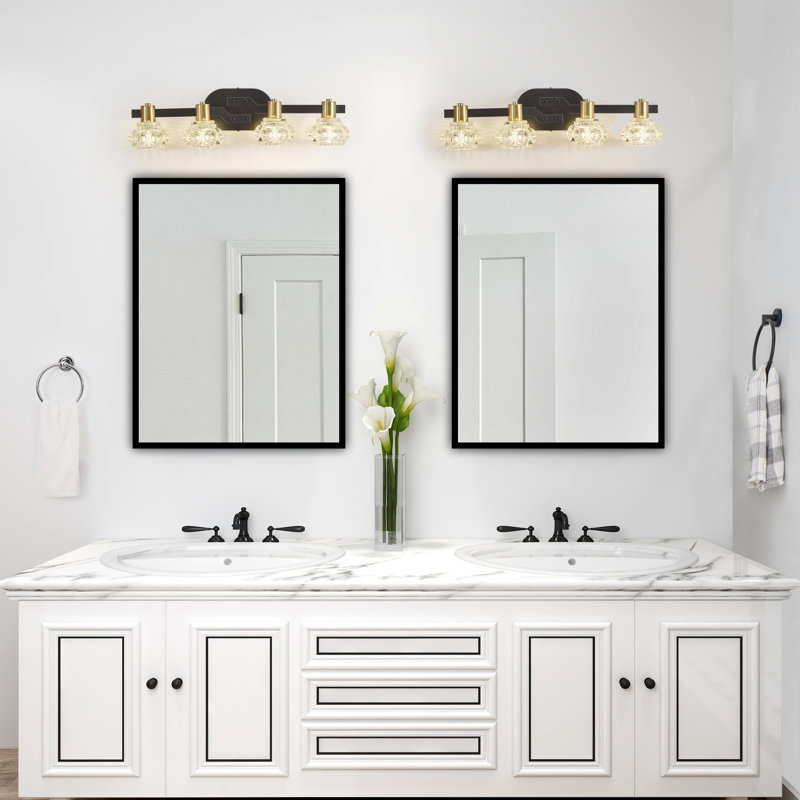 Applique murale à 4 branches avec abat-jour en cristal transparent, structure en fer noir, éclairage rétro pour salle de bain et garde-robe, éclairage lumineux et écoénergétique, installation facile, finition en fer vintage, pour meuble-lavabo, efficace et simple.