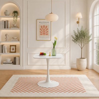 Petite table de salle à manger avec pied central en métal