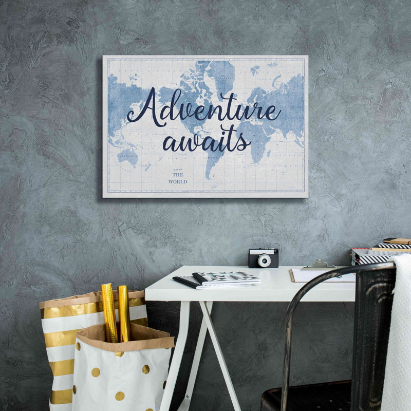 «World Map White and Blue v2» par Sue Schlabach, estampe numérique sur toile, L 26 po x H 18 po