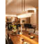 Luminaire suspendu linéaire à 1 lumière pour îlot de cuisine avec détails en bois Holbert-398569023