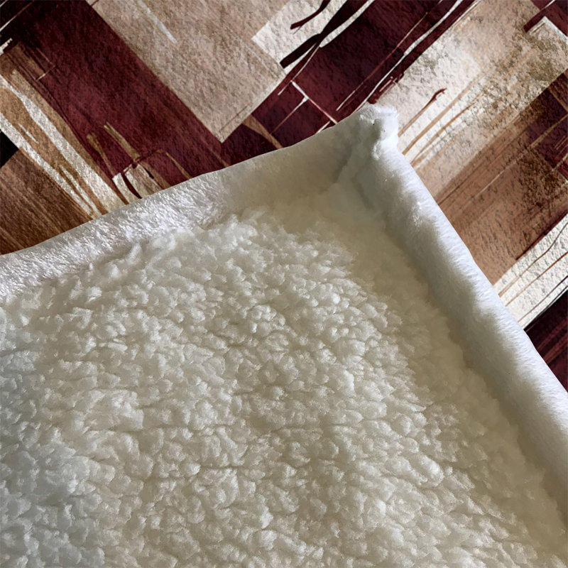 Couverture en sherpa, L 68 po x L 80 po