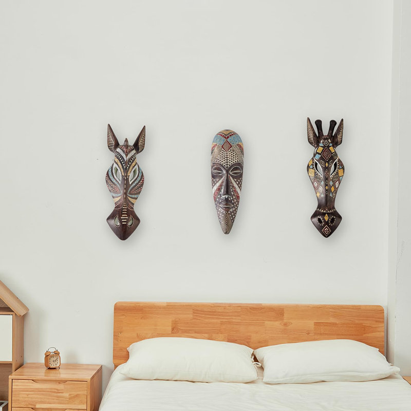 Atli Figurines & Sculptures