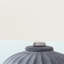 Lampe de table standard en métal Klara en résine grise, H 18,53 po x l 10,75 po x P 10,75 po