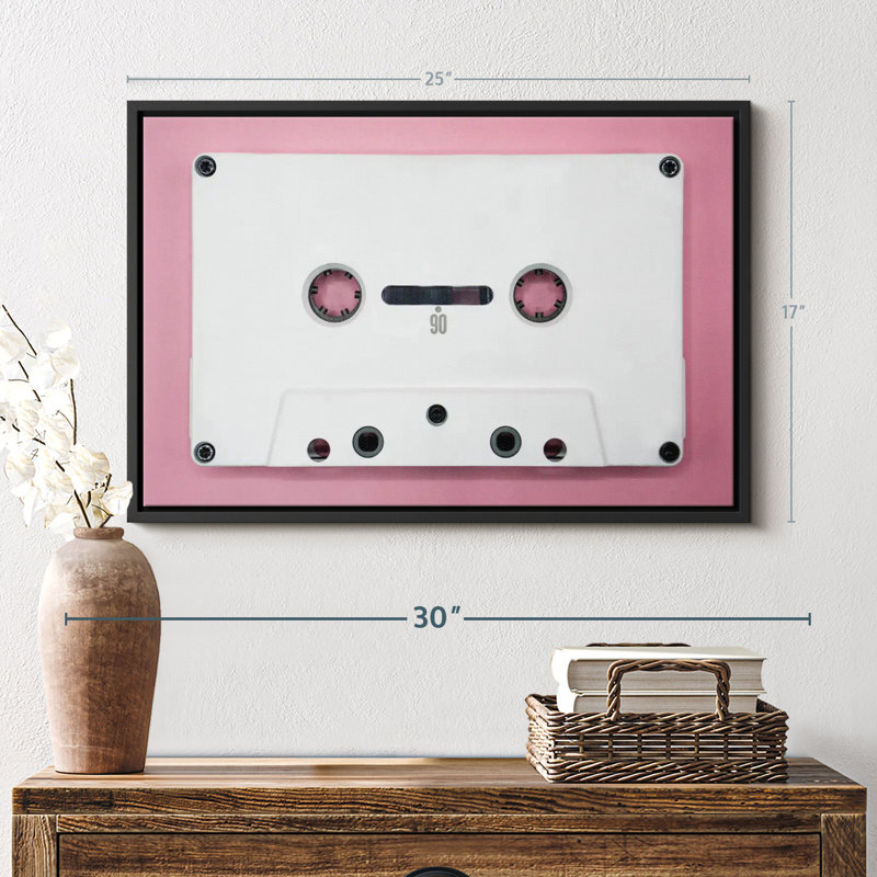 «White Cassette Tape», reproduction sur toile, H 17 po x l 25 po