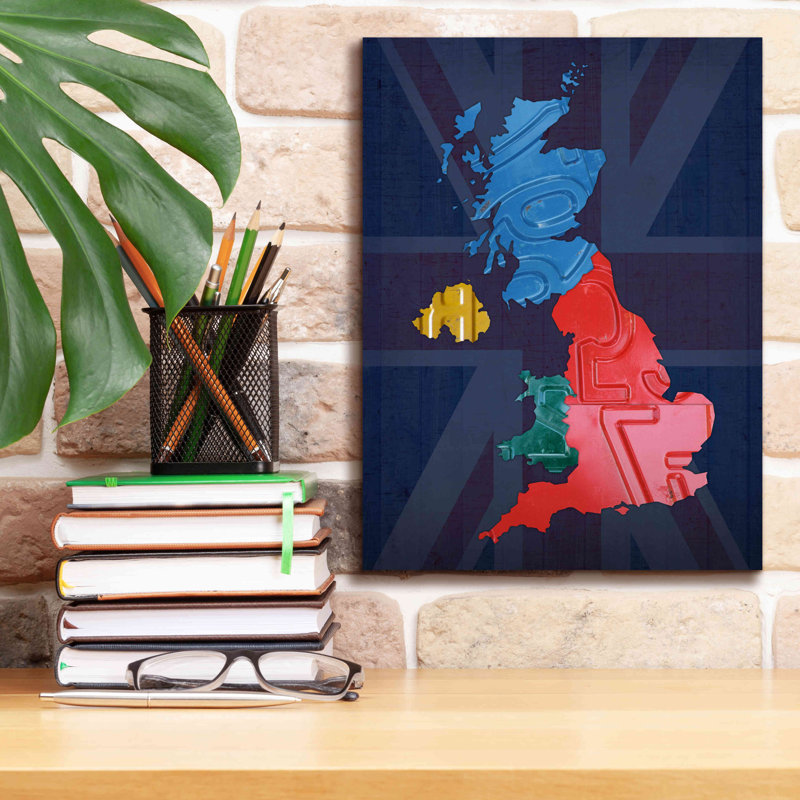 «UK Map» par Design Turnpike, H 16 po x l 12 po x P 0,75 po