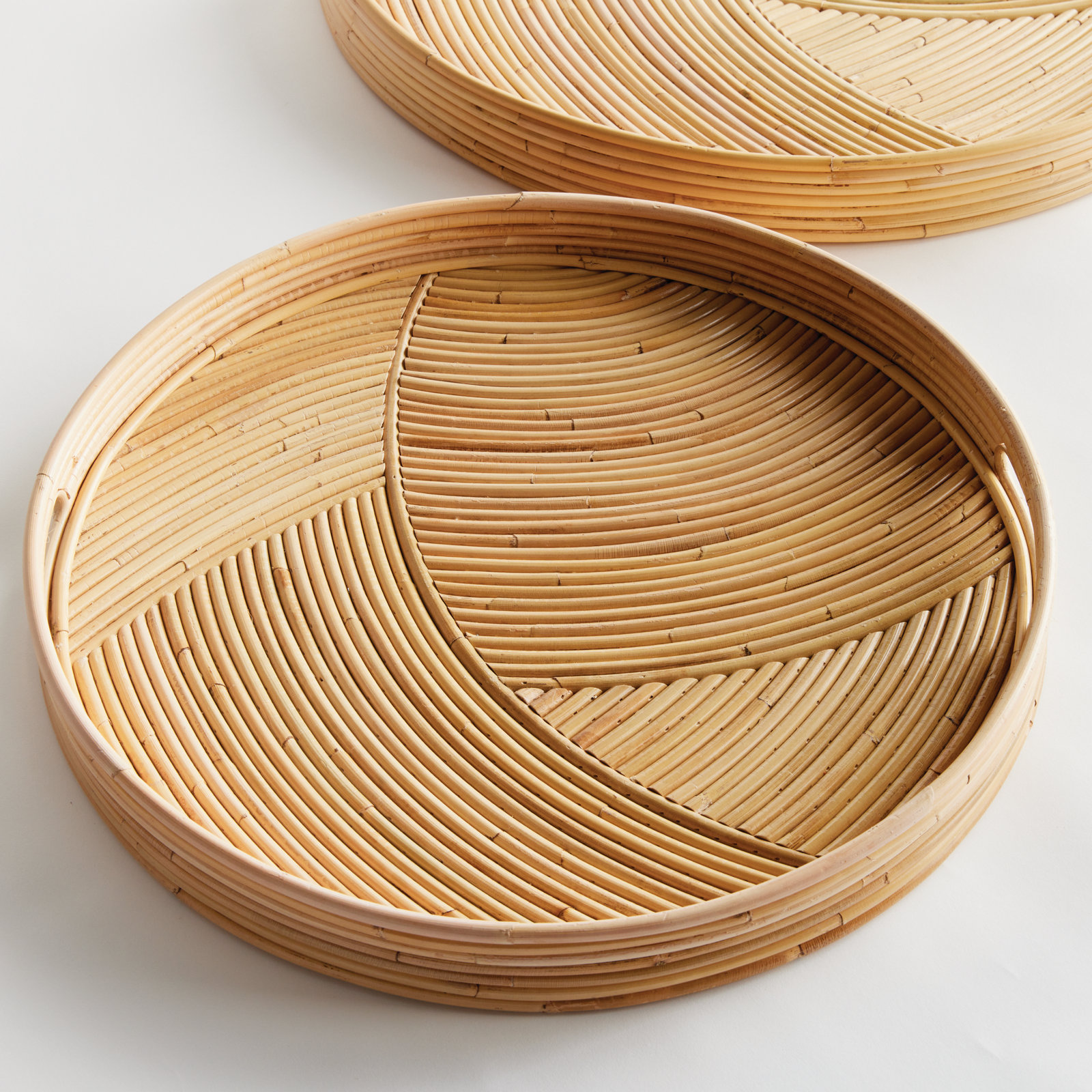 Venova Cane Trays, 23.5"Wx23.5"Dx2.25"H, 19.75"W x19.75"Dx2.25"H , Round