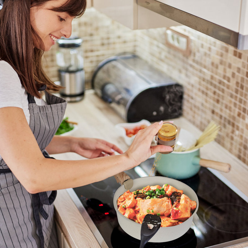 Ensemble de batterie de cuisine 9 pièces antiadhésif avec casseroles amovibles et couvercles en verre trempé allant au lave-vaisselle