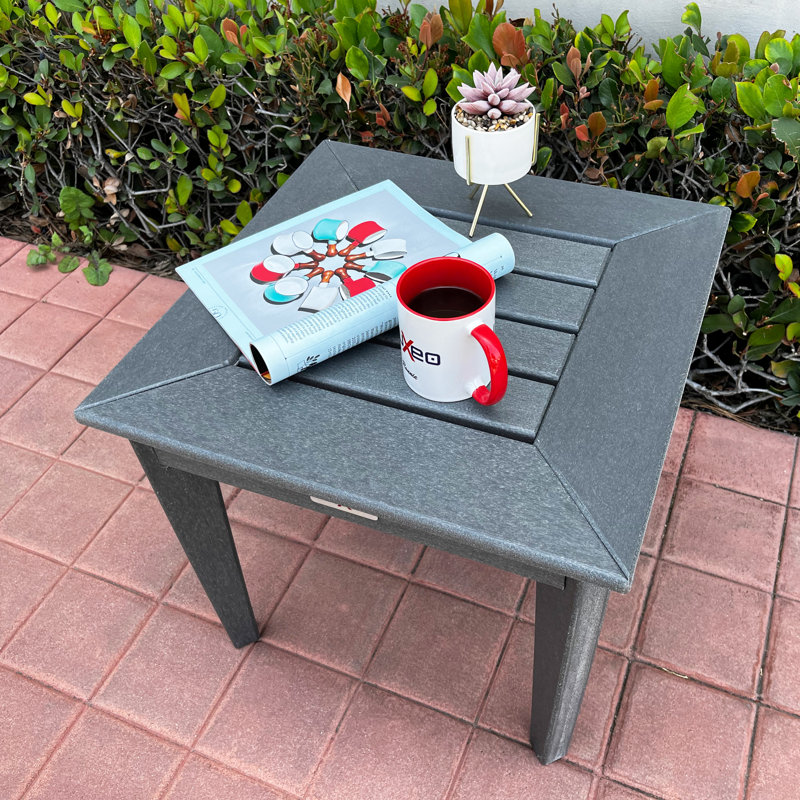 Aspen 18.2" HDPE Outdoor Side Table, Gray