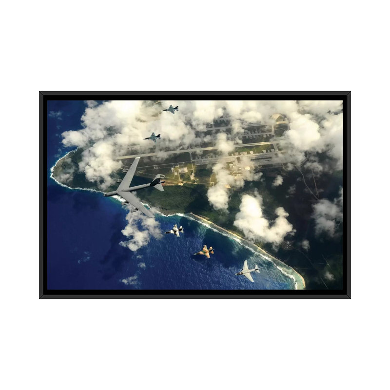Reproduction de photo sur toile, H 18 po x l 26 po x P 1,5 po, Toile encadrée noire, Pas de tapis