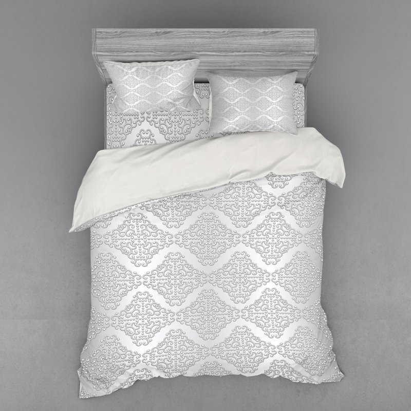 Traditional Polyester Geometric Shapes Duvet Cover, Queen Duvet Cover + 3 Additional Pieces