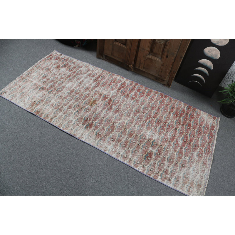Tapis turc multicolore fabriqué à la main avec des motifs complexes, idéal pour rehausser le décor du salon