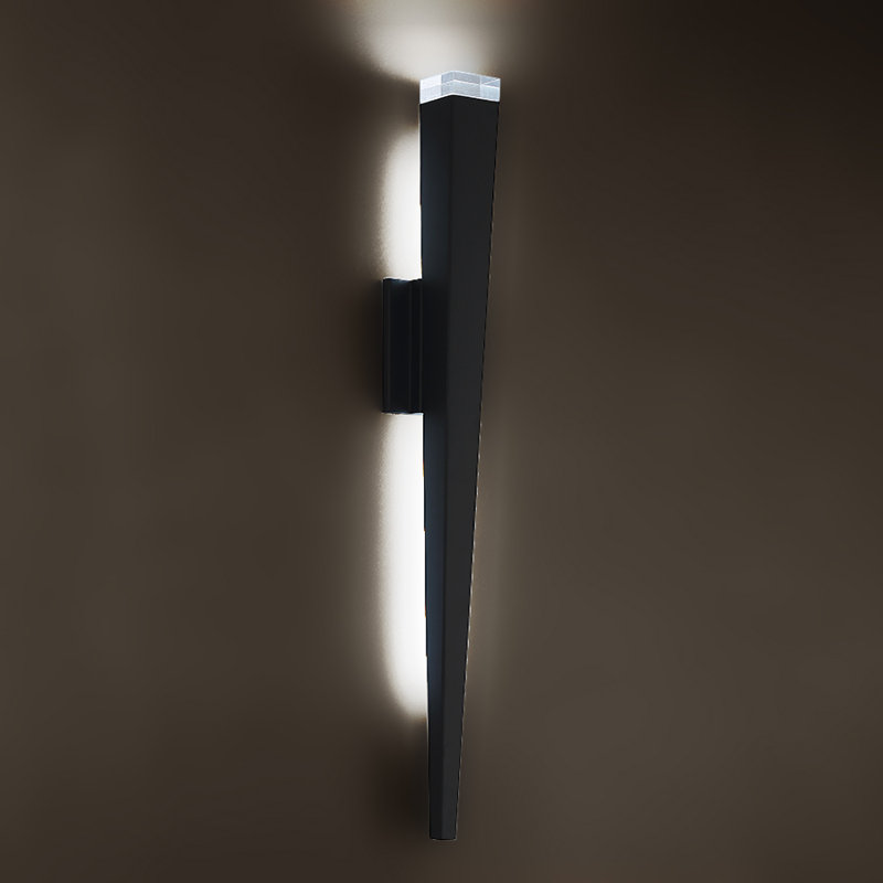 Applique murale d'extérieur à DEL 32 po Staff, Noir, H 70 po x l 4,625 po x P 4 po