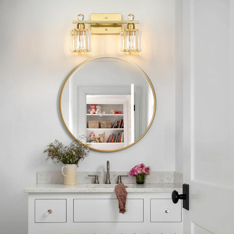 Luminaire de meuble-lavabo moderne à 2 lumières avec abat-jour en cristal transparent, applique murale au fini or brossé pour le salon de la chambre à miroir